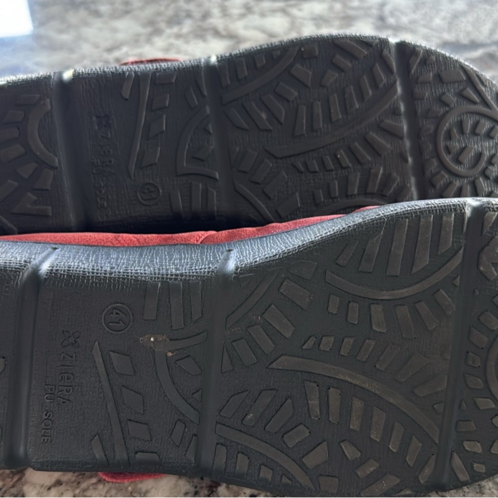 Ziera Leather Red Mary Janes Sz 10.5 - Picture 7 of 8